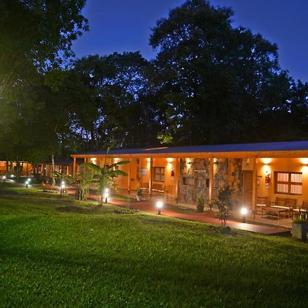 Posada Del Chaman Iguazu Пуерто-Іґуасу Екстер'єр фото