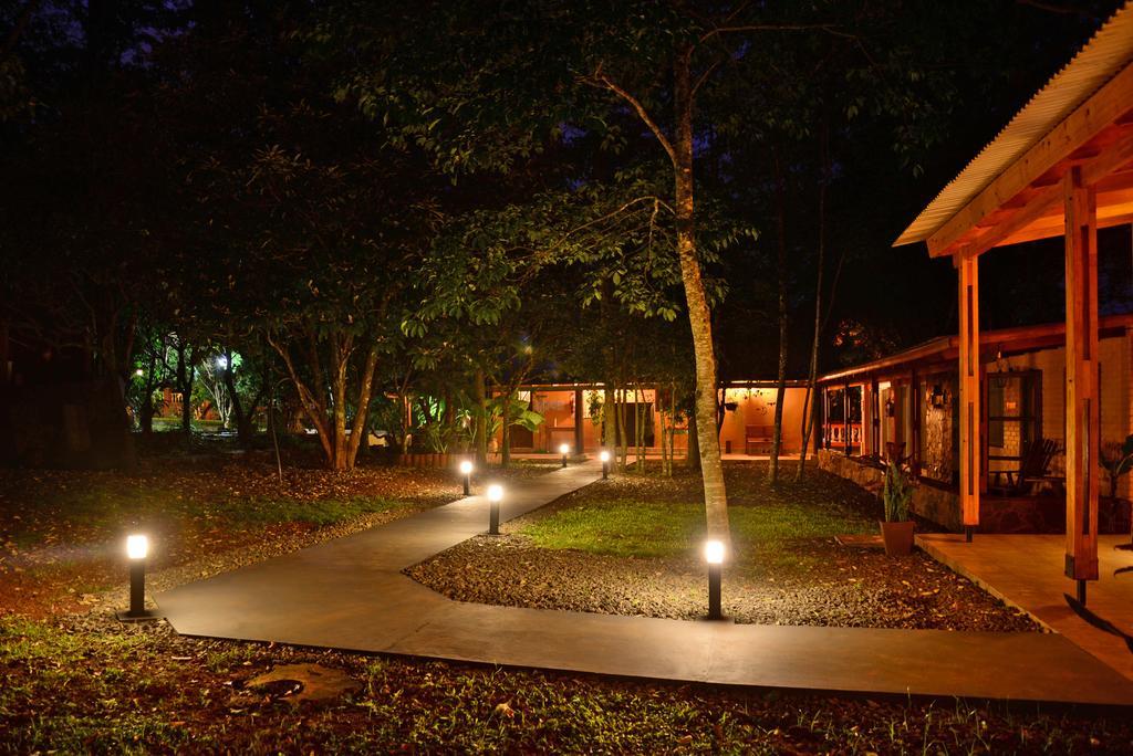 Posada Del Chaman Iguazu Пуерто-Іґуасу Екстер'єр фото
